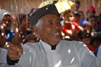 AMI Lombok Loang Gali village traditional dance performance 23 3008x2000