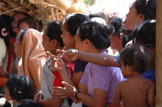 AMI Lombok Loang Gali village traditional dance performance 25 3008x2000