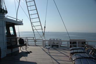 AMI Lombok Ombak Putih sailing ship in Labuhan Kayangan harbour 6 3008x2000