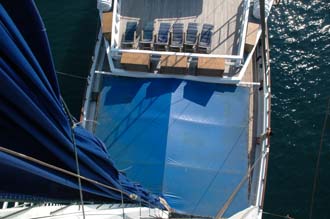 AMI Lombok Ombak Putih sailing ship in Labuhan Kayangan harbour view from first mast 4 3008x2000