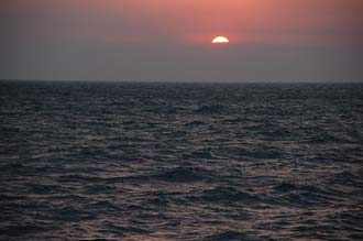 AMI Lombok Senggigi Ombak Putih sailing ship sunset 5 3008x2000