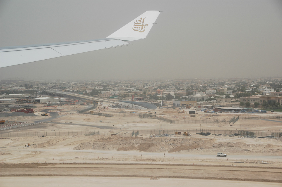 DXB Dubai International Airport - construction work for the expansion of the airport in may 2005 3008x2000